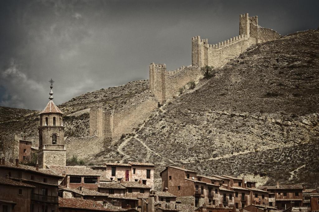 Hotel Albanuracin Albarracín エクステリア 写真