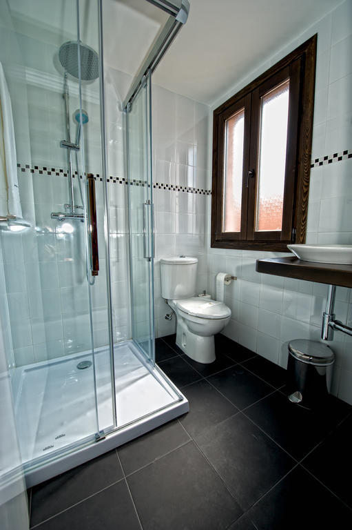 Hotel Albanuracin Albarracín エクステリア 写真